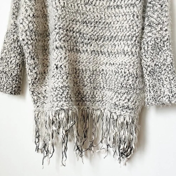 Umgee Cuddle Up Fringe Longline Cardiagan Sweater Gray White Cozy Boho Fall - Picture 9 of 13